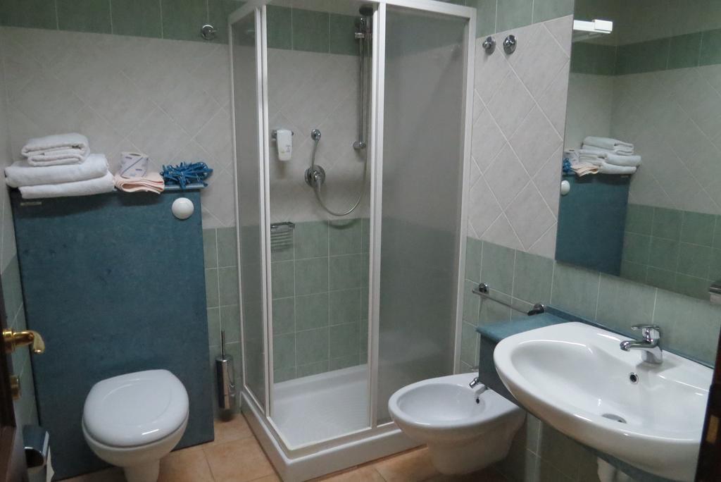 Hotel Ispinigoli Dorgali Szoba fotó